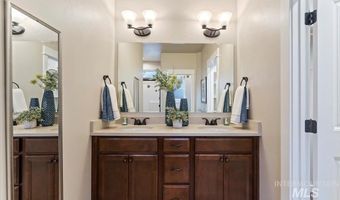 5707 W Elk Trail St, Boise, ID 83714