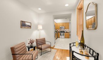 1121 S CLINTON St, Baltimore, MD 21224