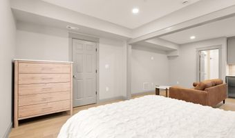 4111 18TH Rd N 1, Arlington, VA 22207