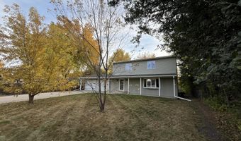 1210 N 4th St, Aberdeen, SD 57401