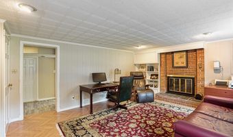 8710 LOWELL St, Bethesda, MD 20817