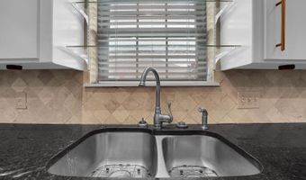 3516 Prairie Dr W, Altus, OK 73521