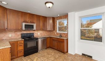 826 Duff Ave Ave, Ames, IA 50010