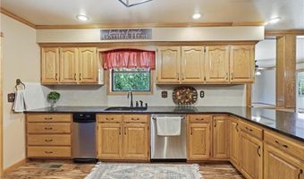 1426 E State Line Rd, Baxter Springs, KS 66713
