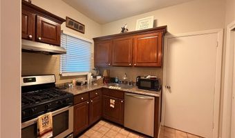 412 Bellevue Ave 9, Newport, RI 02840