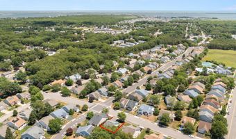 84 Chain Blvd, Bayville, NJ 08721