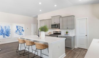 1510 Two Notch Cir, Ash, NC 28420
