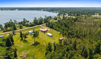 379 Lakepoint Rd, Alford, FL 32420