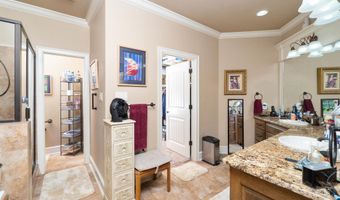 210 Pizarro Dr, Hot Springs Village, AR 71909