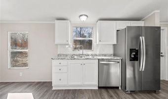 217 E Pointe Dr, Benton, LA 71006