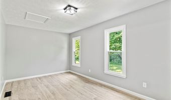 934 E Crothersville Rd, Austin, IN 47102