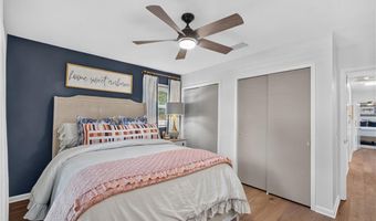 819 E UNIVERSITY Dr, Auburn, AL 36830