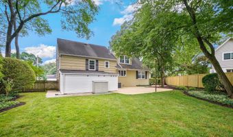 8524 DOTER Dr, Alexandria, VA 22308
