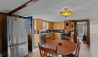 21 Riverside Ave, Johnston, RI 02919