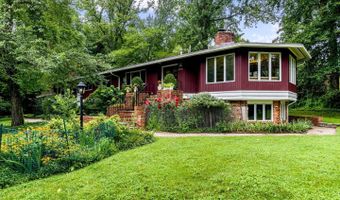 8901 CHARRED OAK Dr, Bethesda, MD 20817