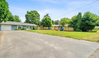 28 Paige Dr, Coventry, RI 02816
