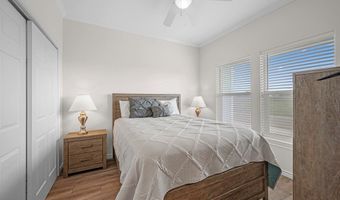 702 S BAY St, Aransas Pass, TX 78336