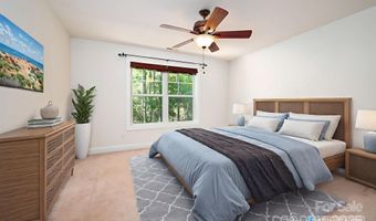 17 Bohemian Ln, Asheville, NC 28805