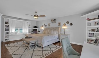 6 Surle Ct, Bayville, NJ 08721