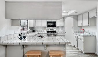 16641 Montauk Rd, Apple Valley, CA 92307