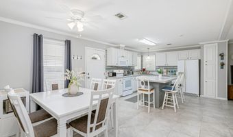 810 Wren Cir, Barefoot Bay, FL 32976