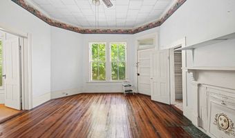 414 S Hutchinson Ave, Adel, GA 31620