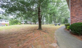 486 Oak Ave 50, Cheshire, CT 06410