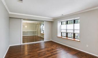115 Dundee Ct, Aberdeen, NJ 07747