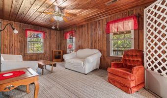 112 S Rosemary Ave, Andrews, SC 29510