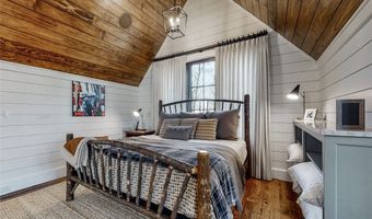 39 Firesong Ln, Glenville, NC 28736
