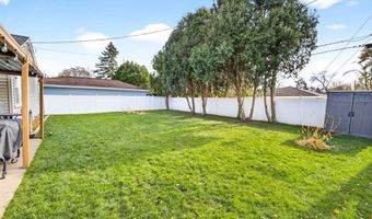 1119 W GLENDALE Ave, Appleton, WI 54914