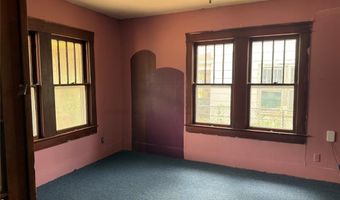 711 E Walnut St, Altus, OK 73521
