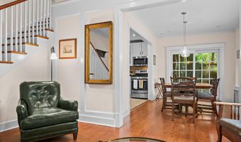 3301 NW DENT Pl NW, Washington, DC 20007