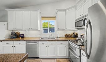 1435 N TAMARISK Dr, Chandler, AZ 85224