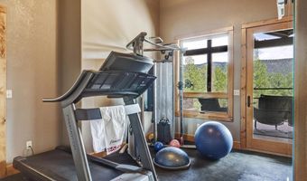21 Trevino Cir, Angel Fire, NM 87710