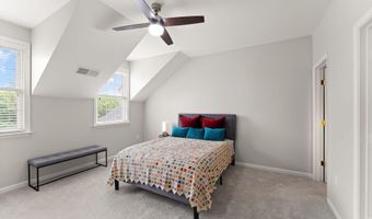 44360 OAKMONT MANOR Sq, Ashburn, VA 20147