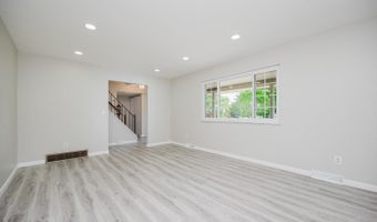 5398 Sultana Dr, Delhi, OH 45238