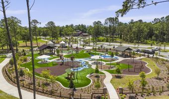 4 Swamp White Oak Dr, Bluffton, SC 29910