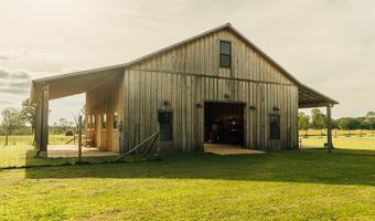 447 County Road 215, Abbeville, MS 38601