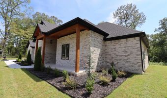 3053 Avilla Manor Trl, Alexander, AR 72002