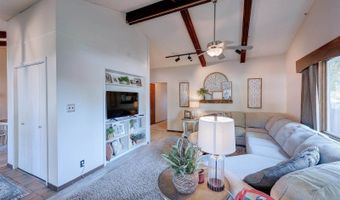 920 Highland Dr, Arkansas City, KS 67005