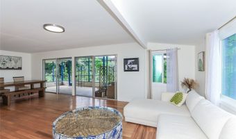 614 Ululani St, Kailua, HI 96734
