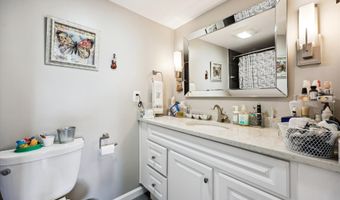 7420 WESTLAKE Ter 801, Bethesda, MD 20817