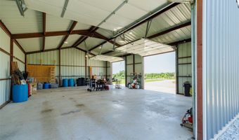 121 County Road 2571, Alvord, TX 76225