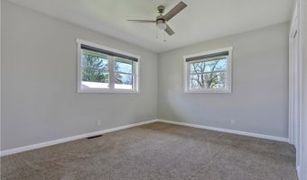 300 Homeworth Rd, Alliance, OH 44601