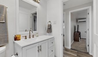 10521 SAN JACINTO Ave NE, Albuquerque, NM 87112