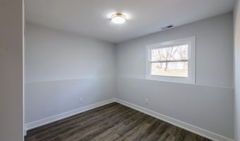 719 Webster St, Algonquin, IL 60102