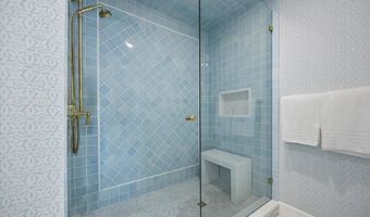 701 BEACH Ave 204, Atlantic Beach, FL 32233