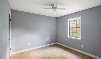 820 Memorial Dr, Braxton, MS 39044