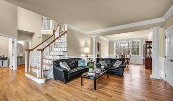 284 Northington Dr, Avon, CT 06001